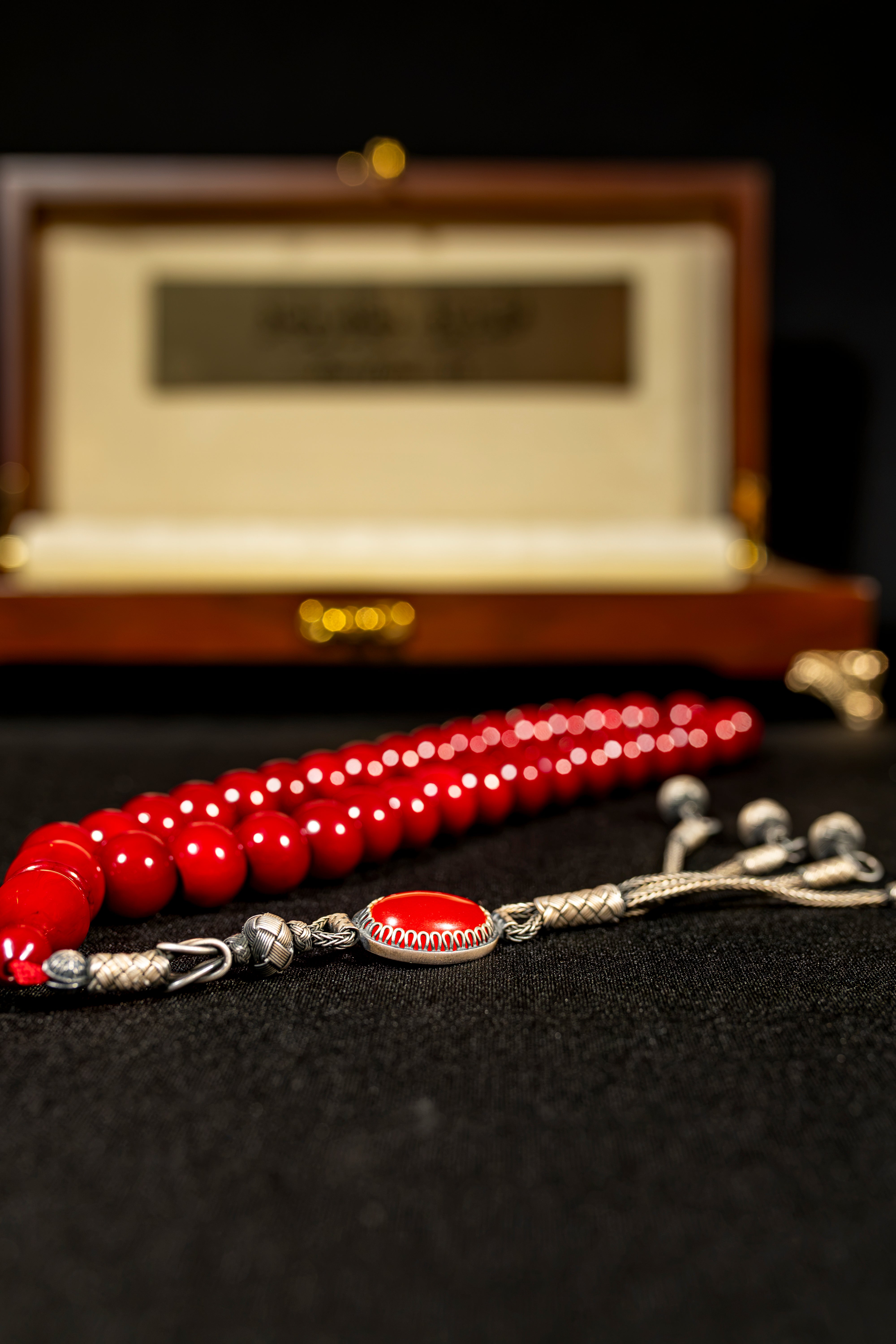 Electric misbaha made of compressed Ottoman amber with a 1000-silver tassel - (1/1)