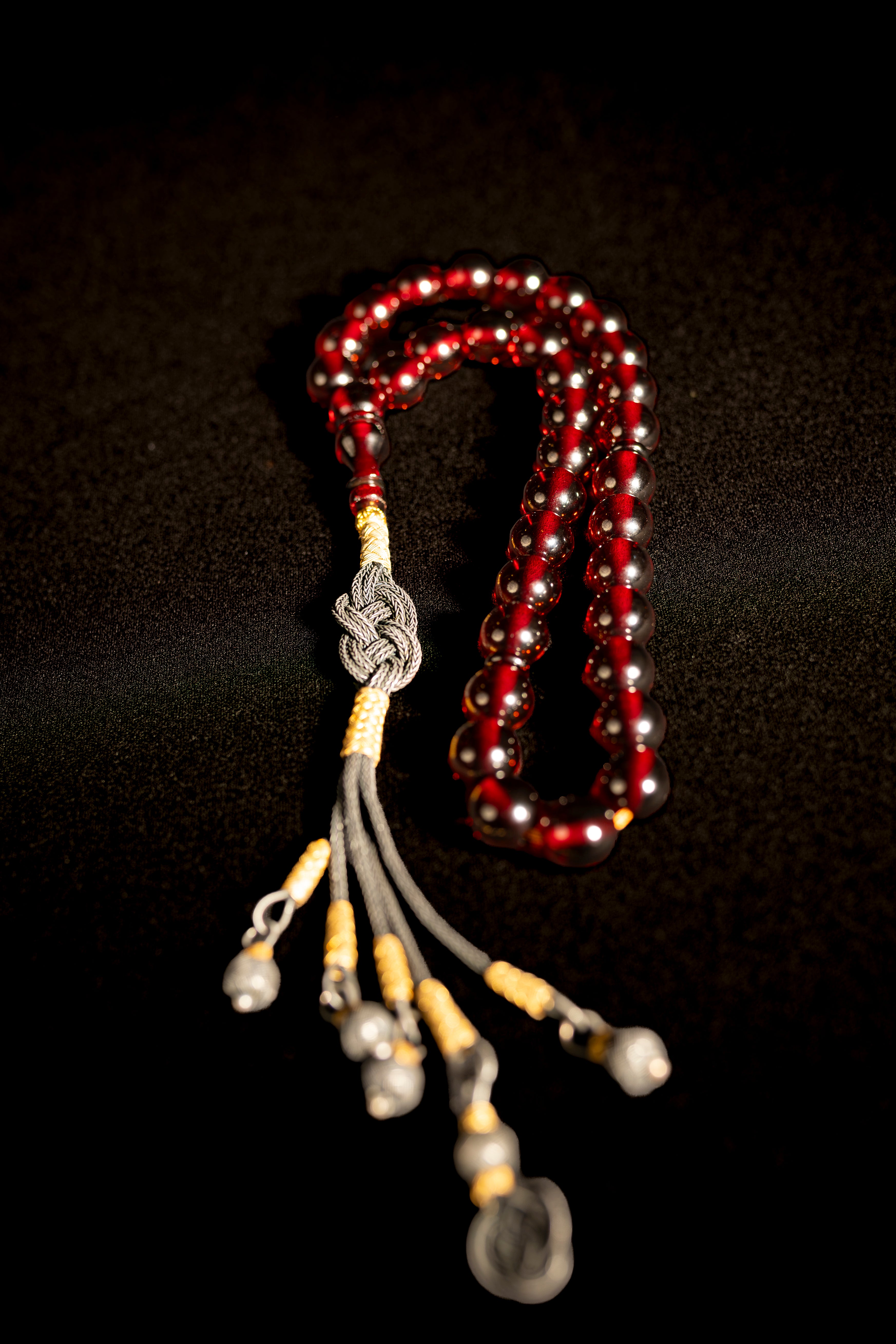 Electric Amber rosary with a unique Ottoman design (1/1) with 1000 silver tassel - (12 mm)