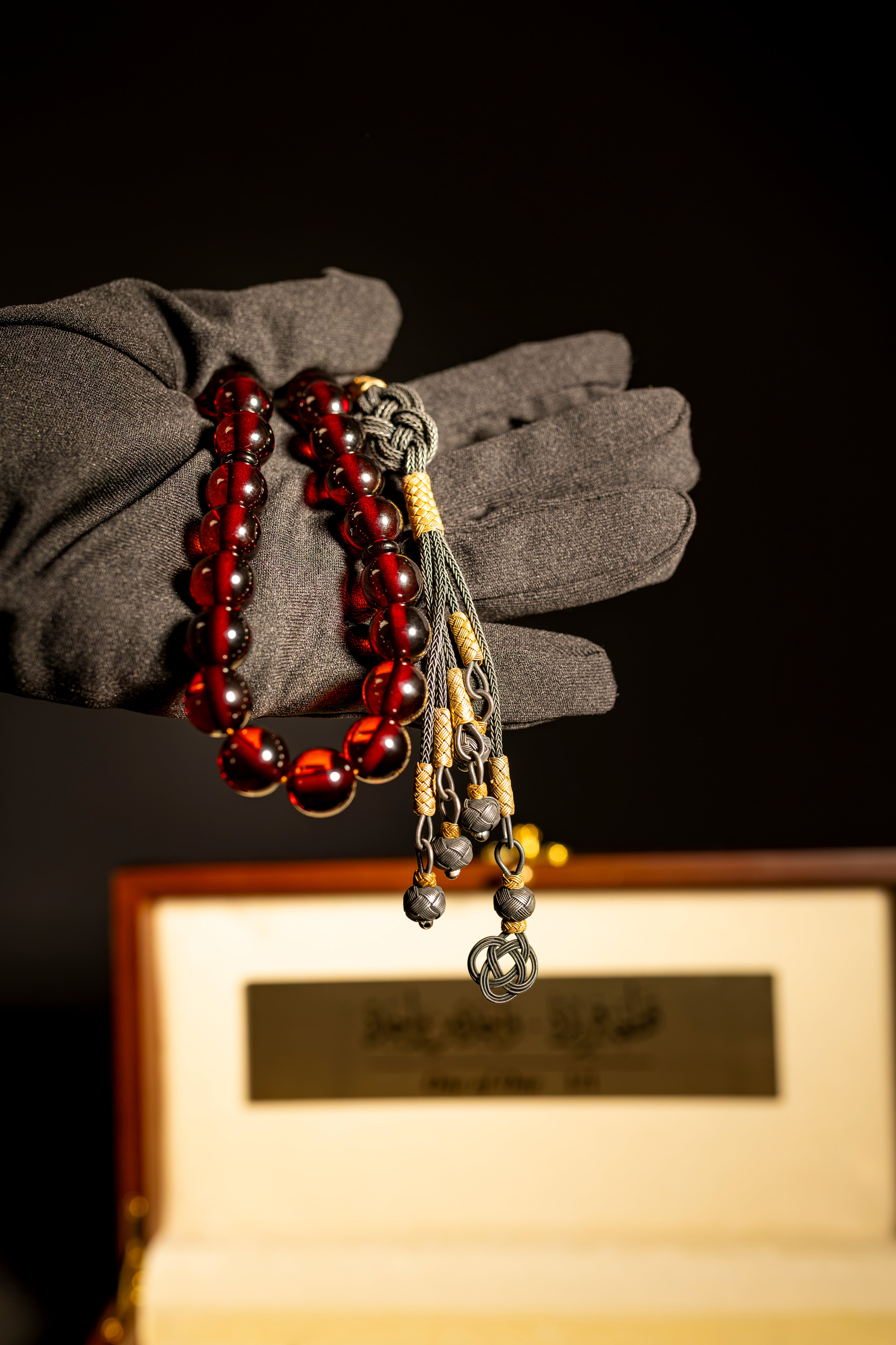 Electric Amber rosary with a unique Ottoman design (1/1) with 1000 silver tassel - (12 mm)