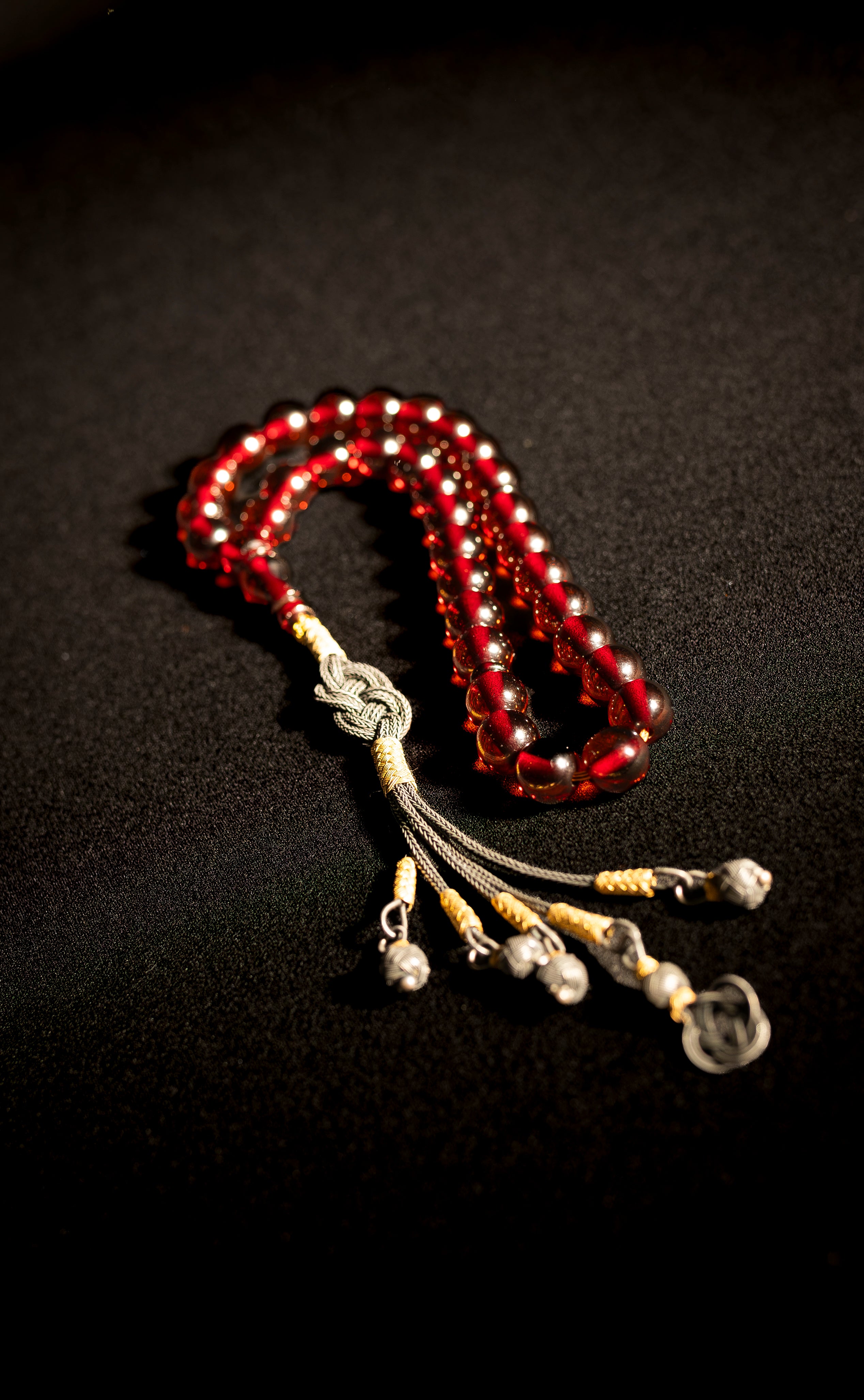 Electric Amber rosary with a unique Ottoman design (1/1) with 1000 silver tassel - (12 mm)